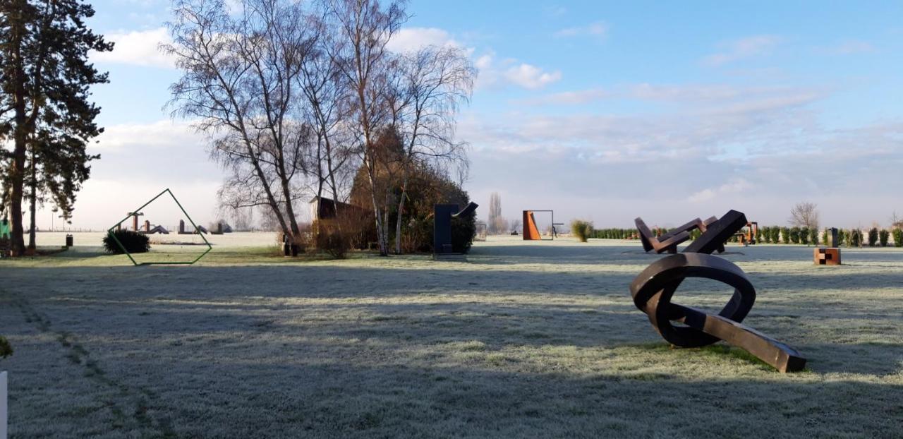Gite Dans Parc De Sculptures - Gite "Pondichery" Port-Mort Exteriör bild