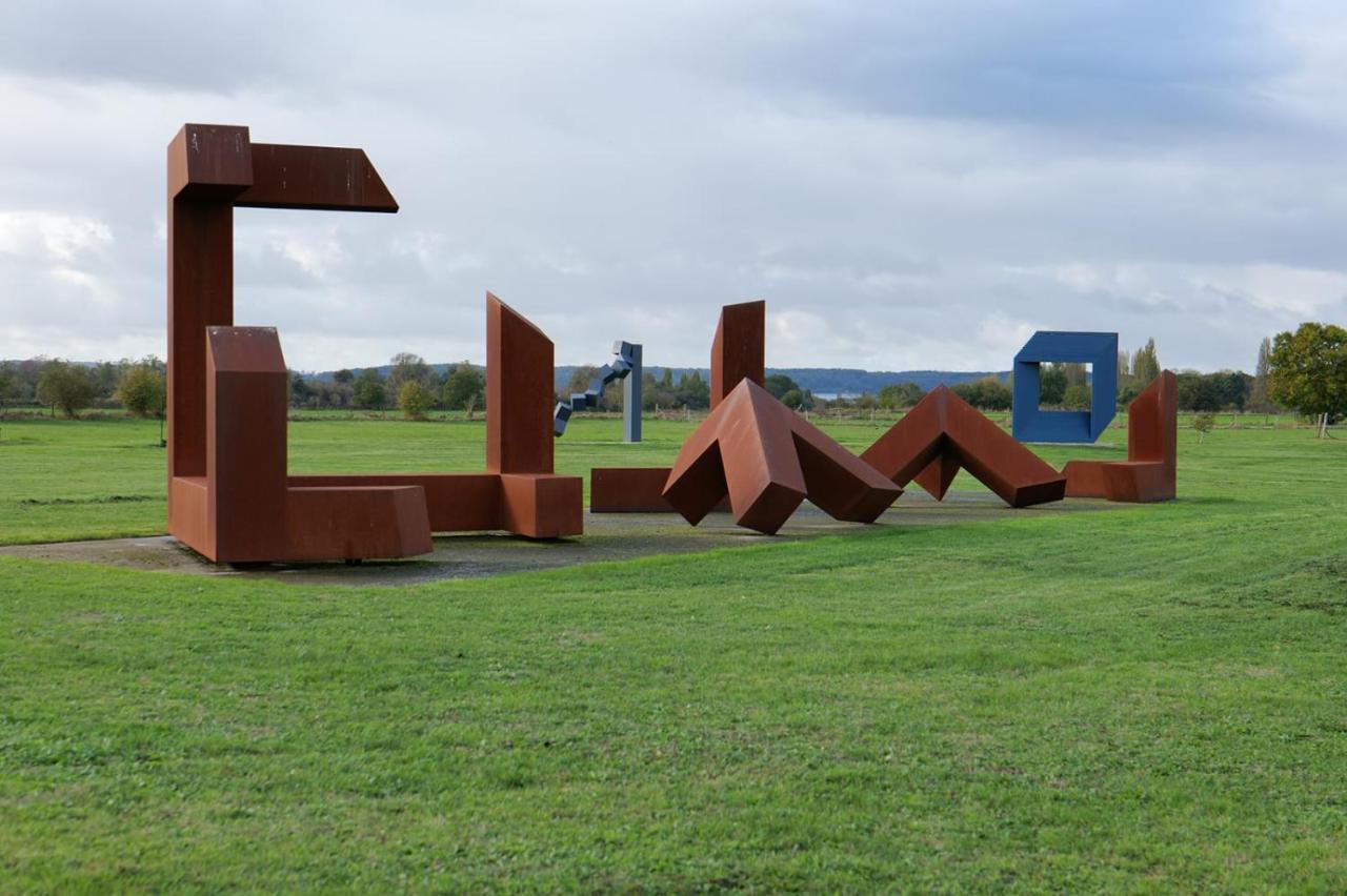 Gite Dans Parc De Sculptures - Gite "Pondichery" Port-Mort Exteriör bild